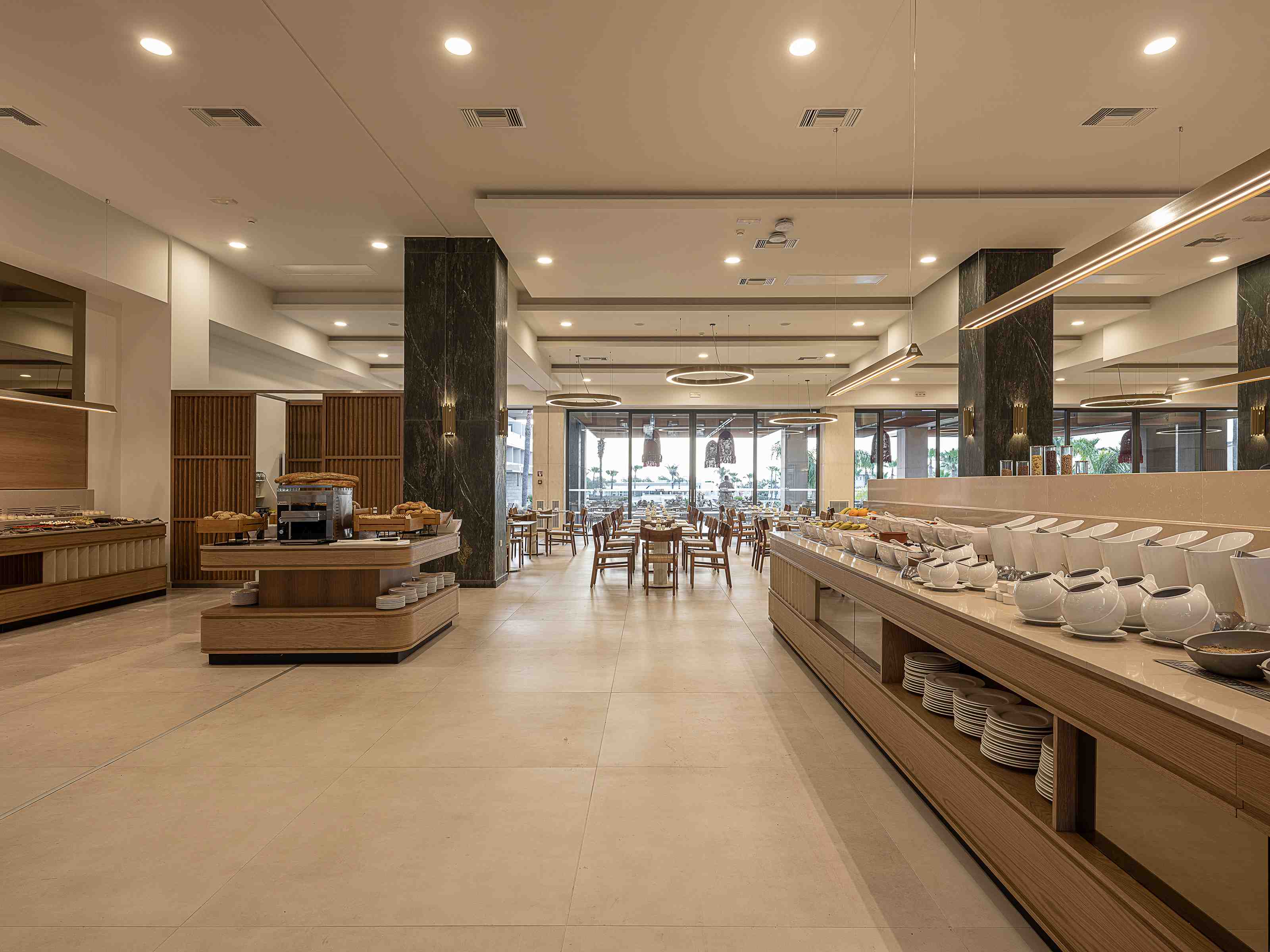 Avra Hotel Imperial
