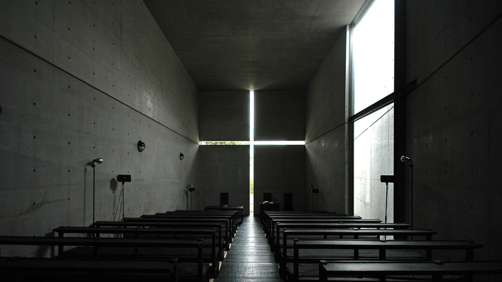s7JM023f3K.jpg
