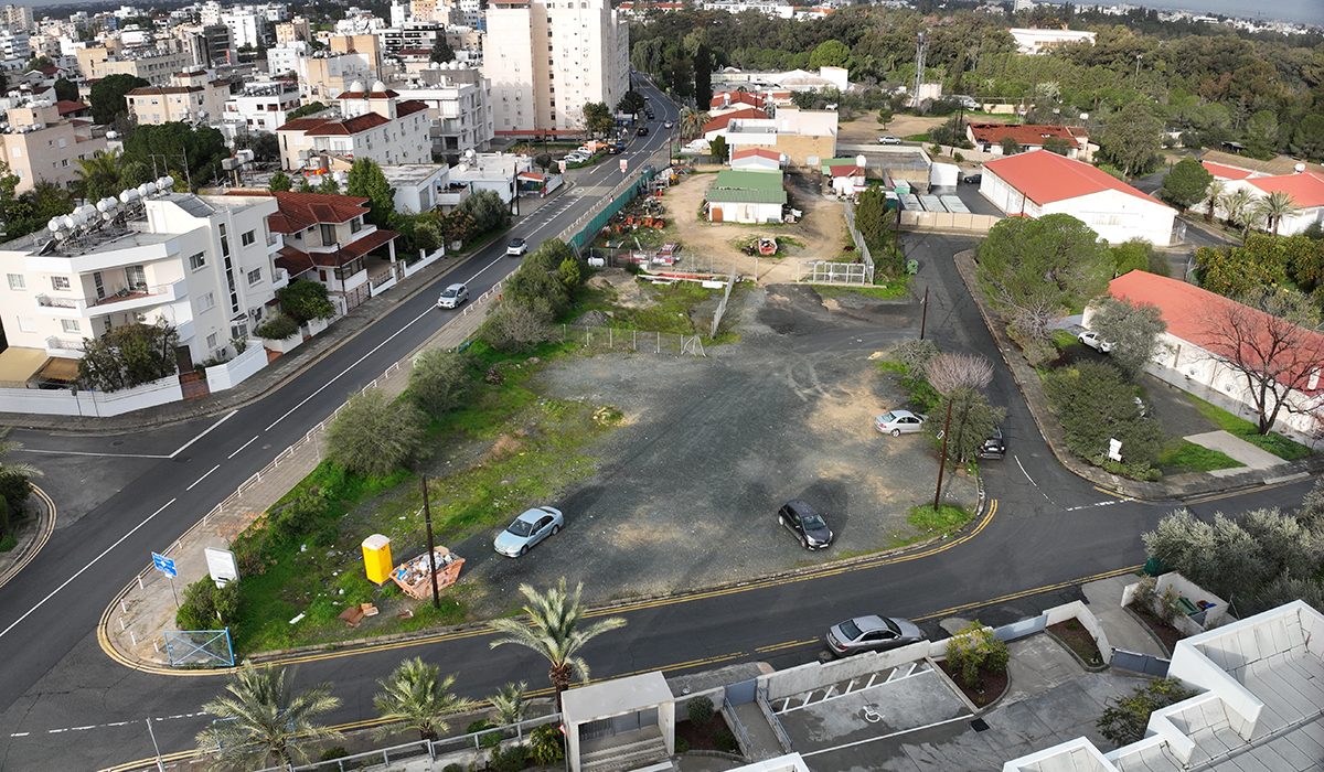 artice background-image