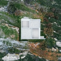 Diagonal House
