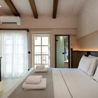 48 Luxury Suites