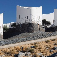 Συγκρότημα 29 κατοικιών στη Σαντορίνη
