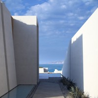 Gateway to Blue / ένα έργο φιλοξενίας στο νησί της Πάρου