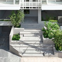 Πολυκατοικία στη Γλυφάδα