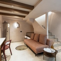 48 Luxury Suites