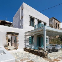 Επισκευή διώροφης κατοικίας στη Μέση Ποταμιά Νάξου