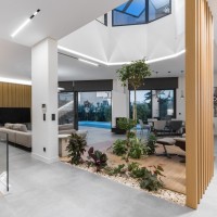 Open Heart House: Home of Air and Sky