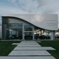 Car showroom façade design