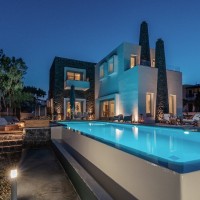 KAMINOS VILLA SANTORINI
