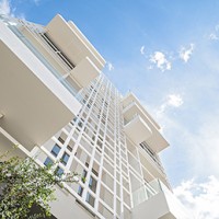 Πολυκατοικία στη Γλυφάδα