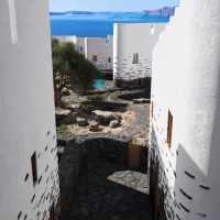 Συγκρότημα 29 κατοικιών στη Σαντορίνη