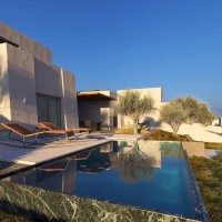 Gateway to Blue / ένα έργο φιλοξενίας στο νησί της Πάρου