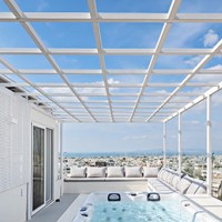 Πολυκατοικία στη Γλυφάδα